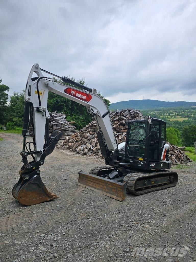 Bobcat E 88 R2 Kāpurķēžu ekskavatori