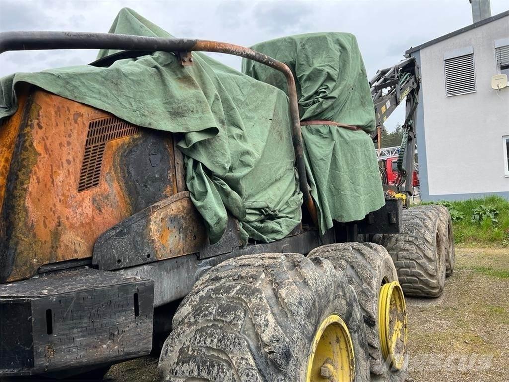 John Deere 1270G Harvesteri