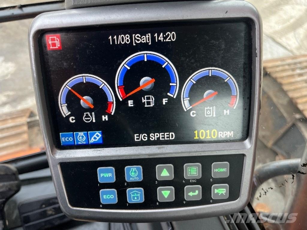 Doosan DX 225 LC-3 Kāpurķēžu ekskavatori