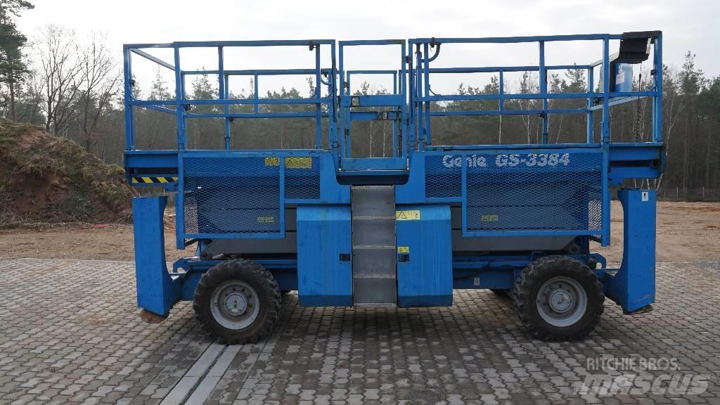 Genie GS3384 RT 4x4 Šķerveida pacēlāji