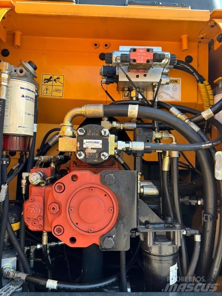 Hyundai 140W-9A Ekskavatori uz riteņiem