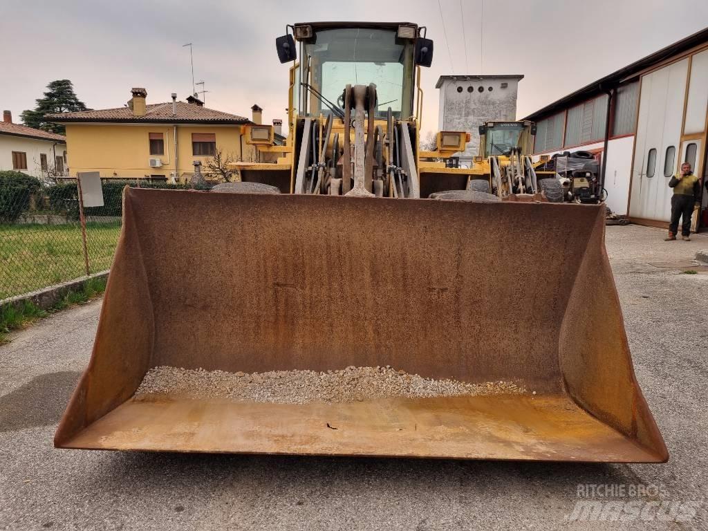 Volvo BM L120C Iekrāvēji uz riteņiem