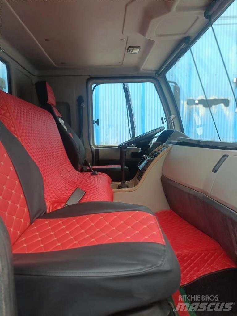 Zoomlion 25吨 Visurgājēji celtņi