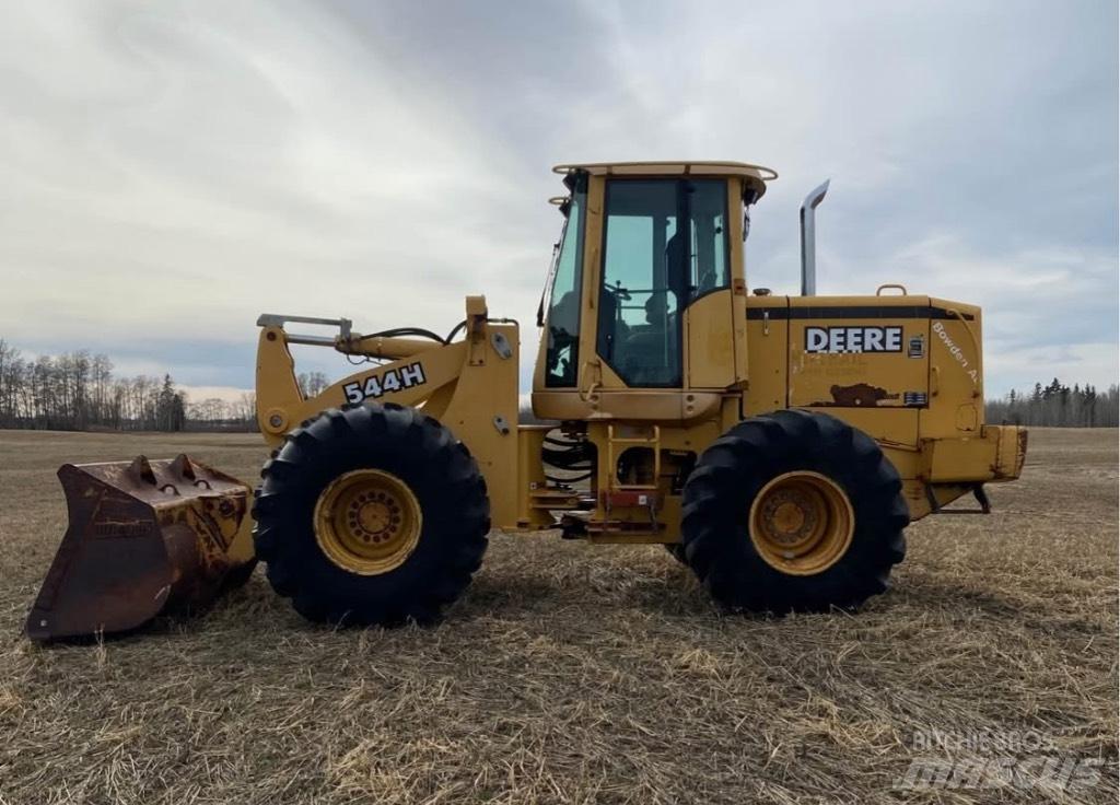 DEERE 544H Iekrāvēji uz riteņiem
