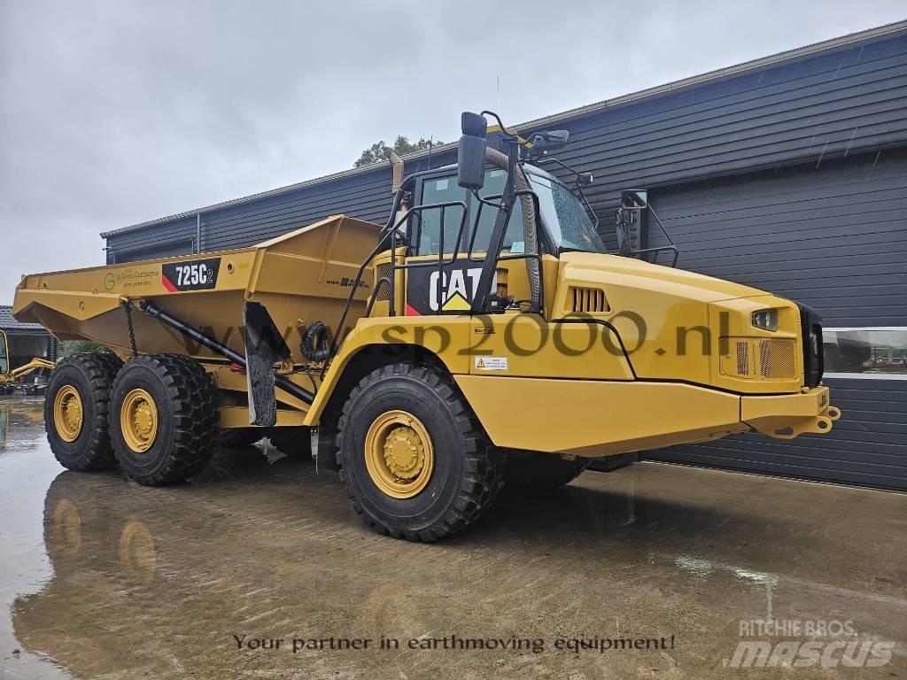 CAT 725C2 Artikulētie pašizgāzēji