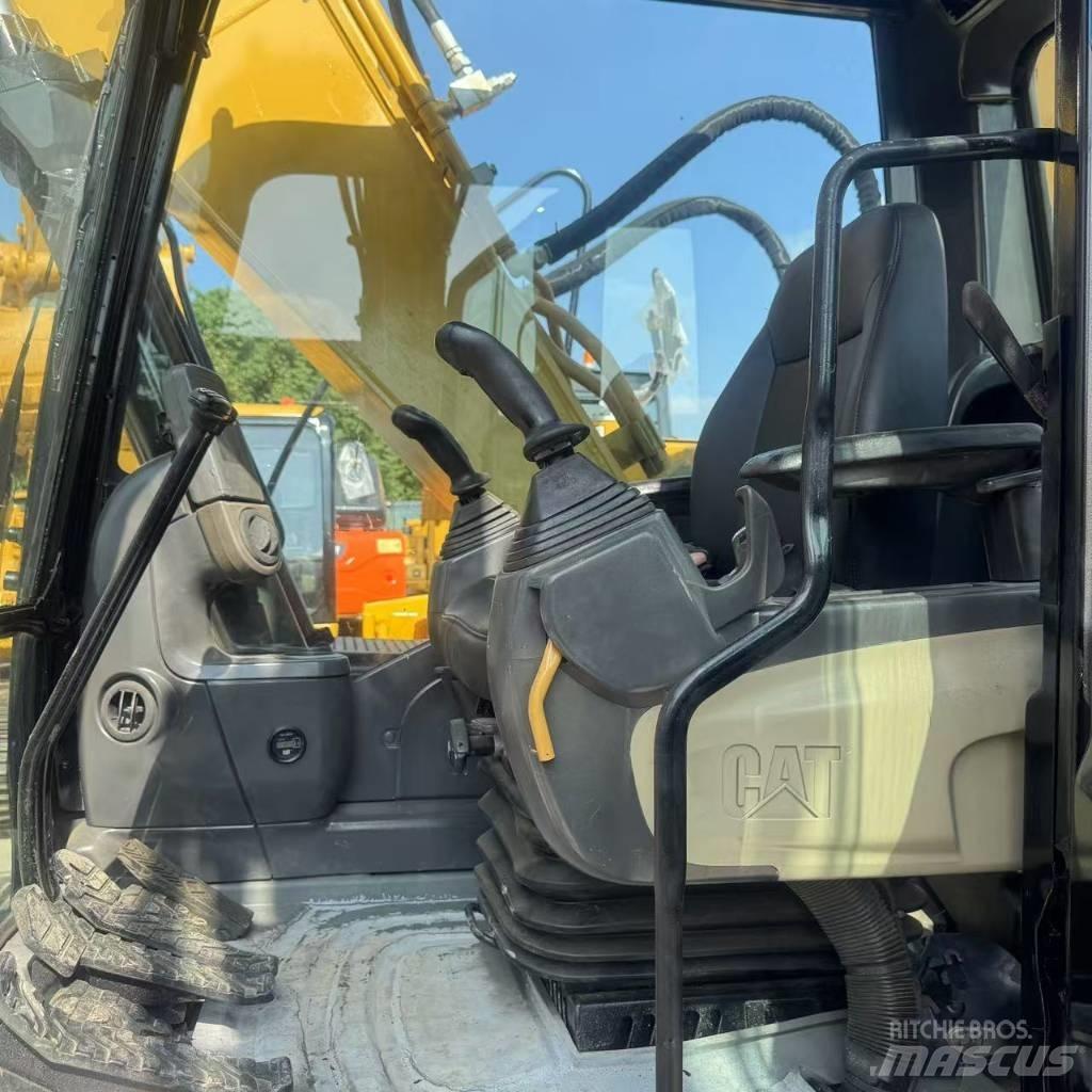 CAT 315 D Kāpurķēžu ekskavatori
