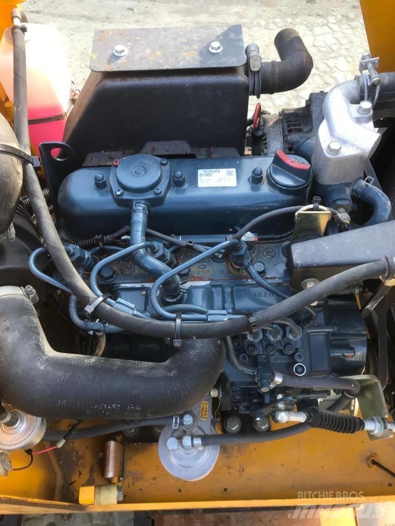 JCB VM 1500 Divvalču grunts veltņi