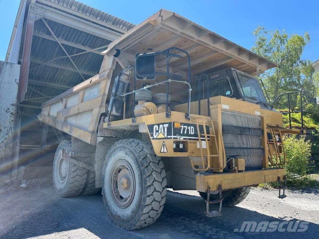 CAT 771D Karjeras kravas automašīnas