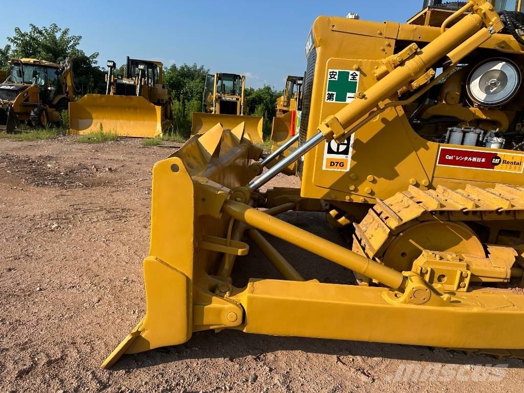 CAT D7G Kāpurķēžu buldozeri