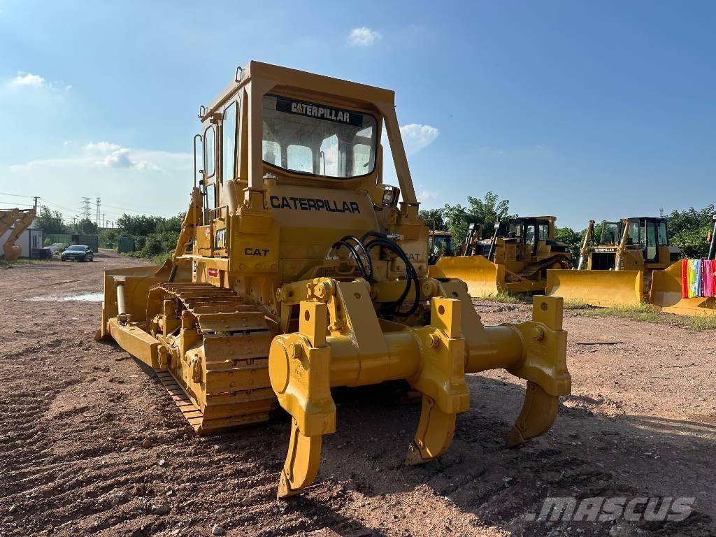 CAT D7G Kāpurķēžu buldozeri