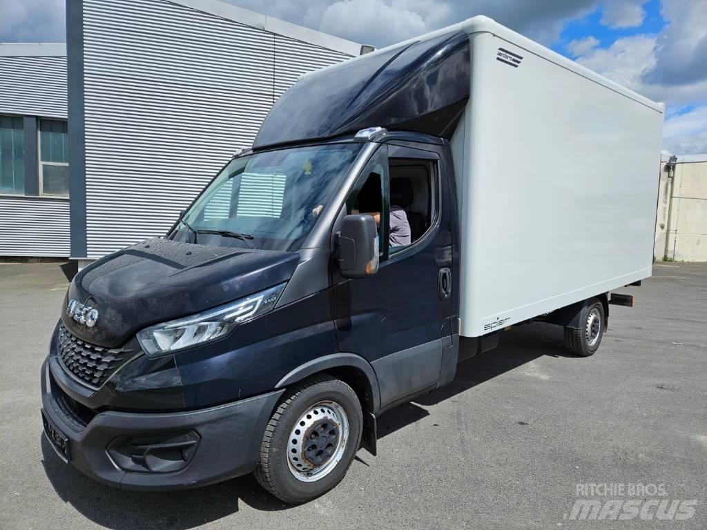 Iveco 35 S 18 Furgons