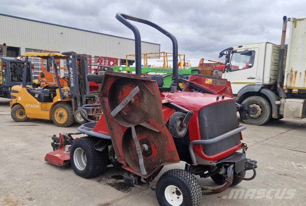 Toro R3240T Nulles pagrieziena zāles pļāvēji