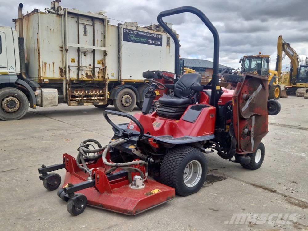 Toro R3240T Nulles pagrieziena zāles pļāvēji