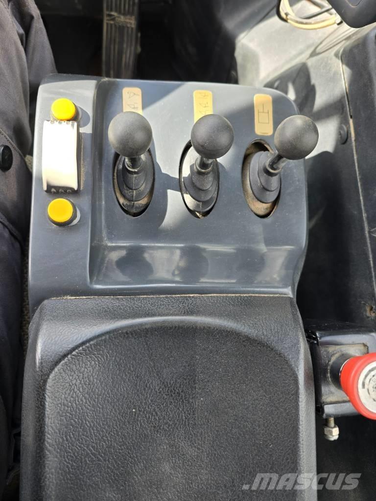 LiuGong CLG890H Iekrāvēji uz riteņiem