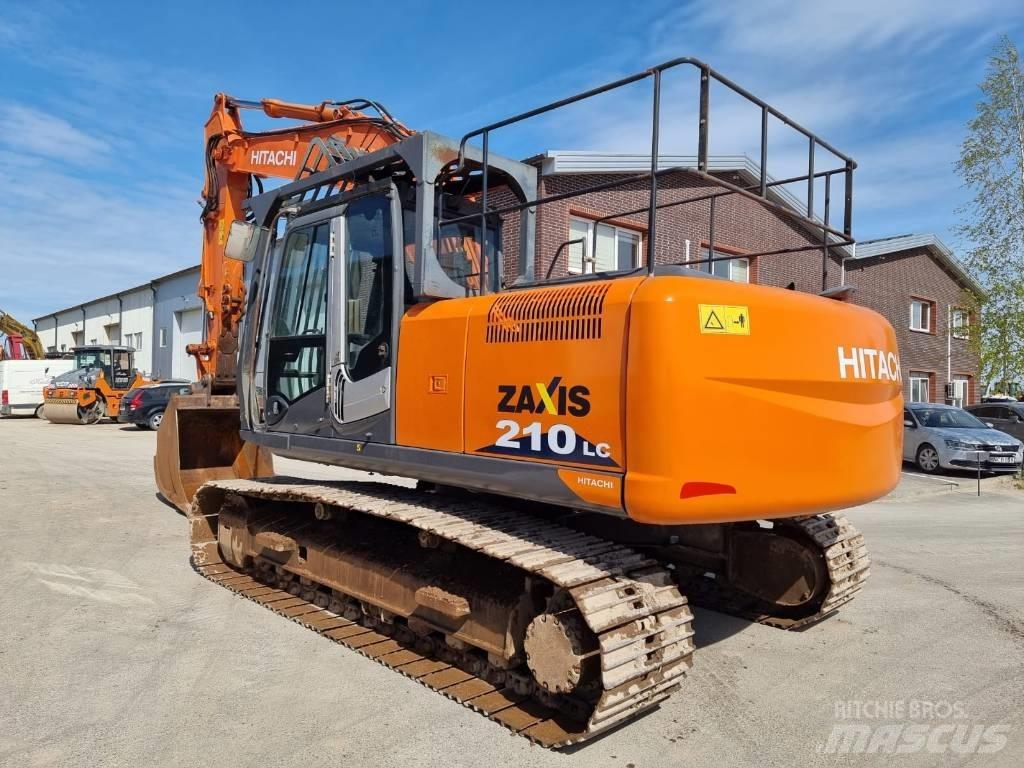 Hitachi ZX 210 LC-3 Kāpurķēžu ekskavatori