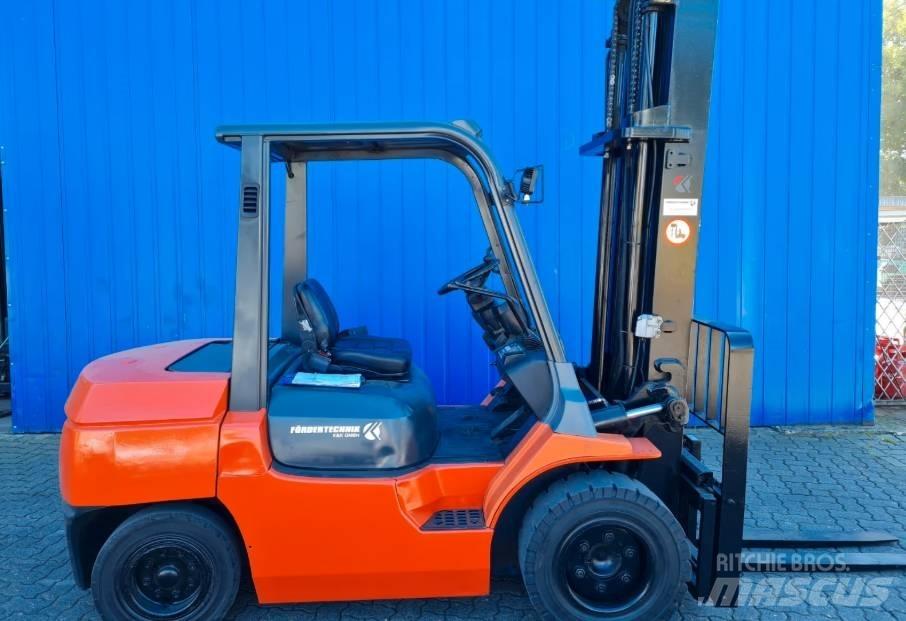 Toyota FD 35 Tehnika ar dīzeļa dzinēju