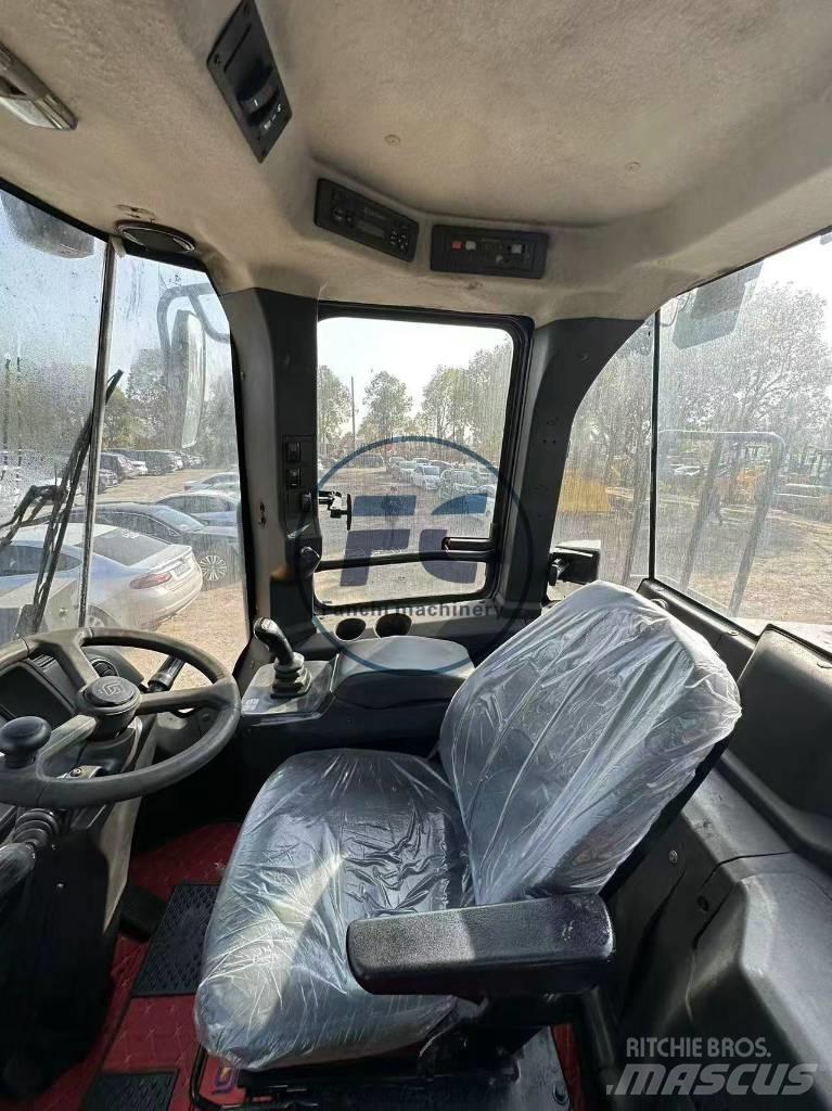 LiuGong 856 H Iekrāvēji uz riteņiem