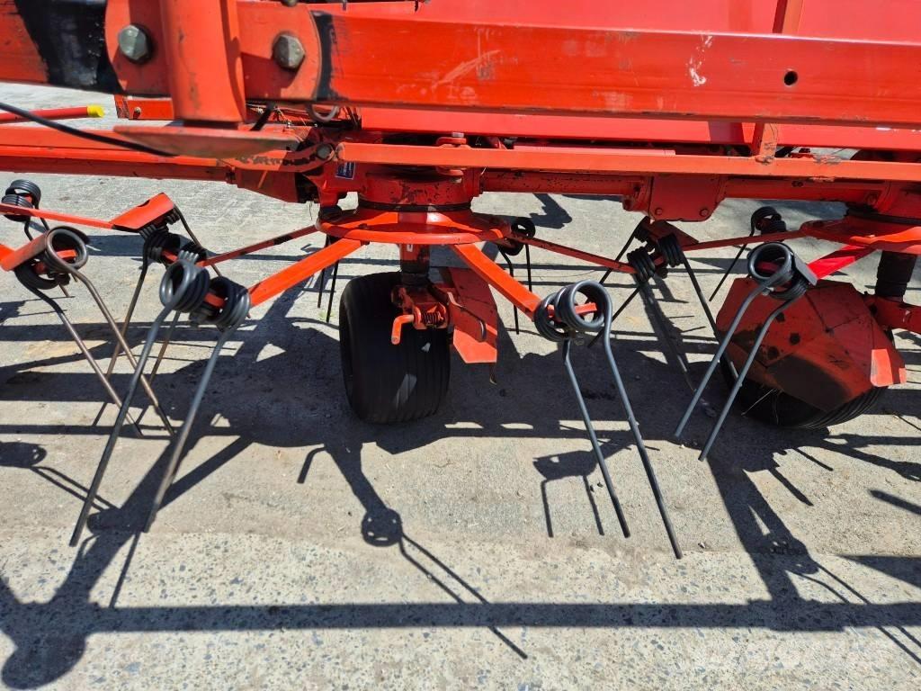 Kuhn GF 8501 MHO Grābekļi un siena ārdītāji