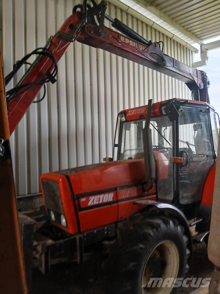 Zetor 10540 Koksnes šķeldotāji