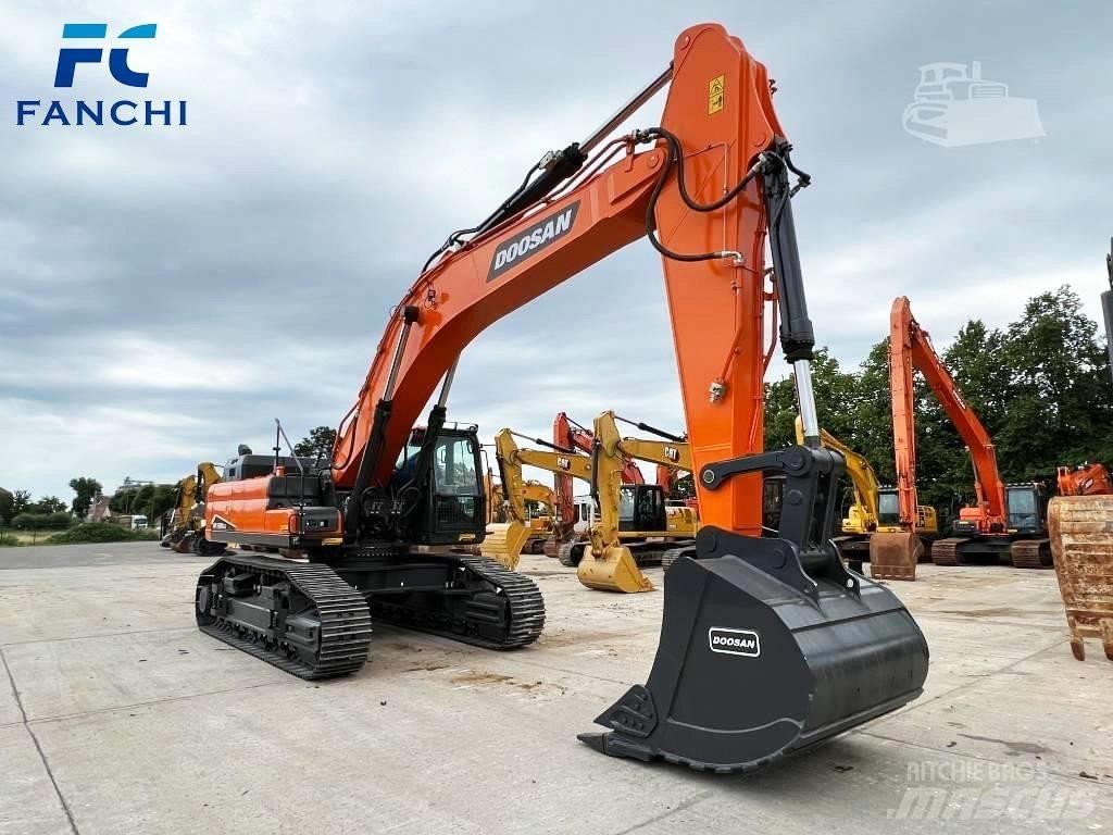Doosan DX 530 LC-3 Kāpurķēžu ekskavatori
