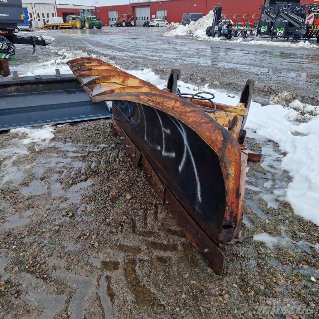  Snöblad 3m Grāvju arkli