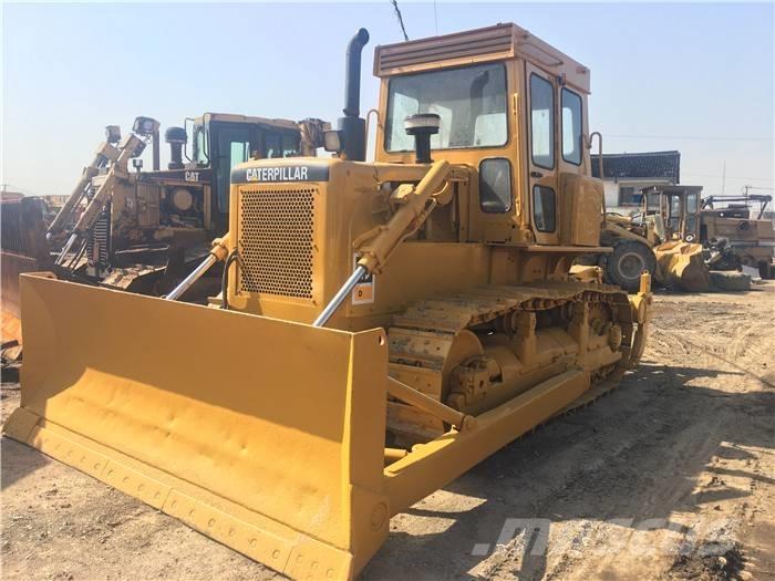 CAT D 6 D Kāpurķēžu buldozeri