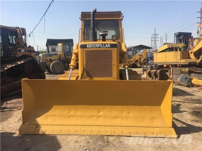 CAT D 6 D Kāpurķēžu buldozeri