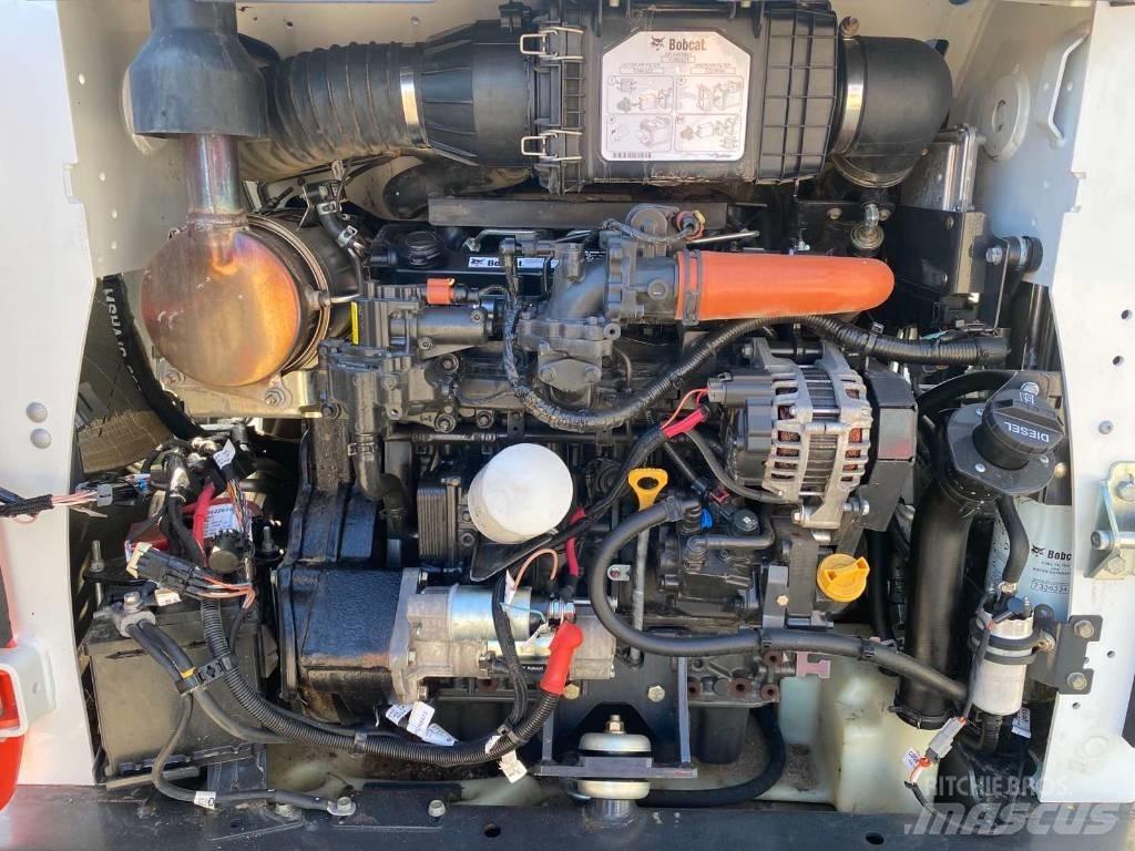 Bobcat T 590 Lietoti riteņu kompaktiekrāvēji