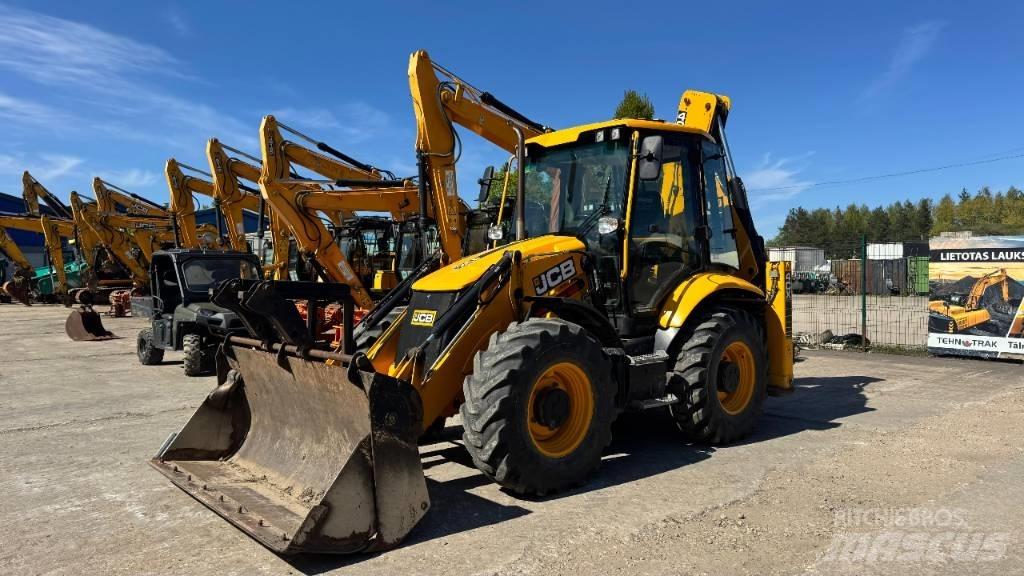 JCB 4 CX Ekskavatori-iekrāvēji