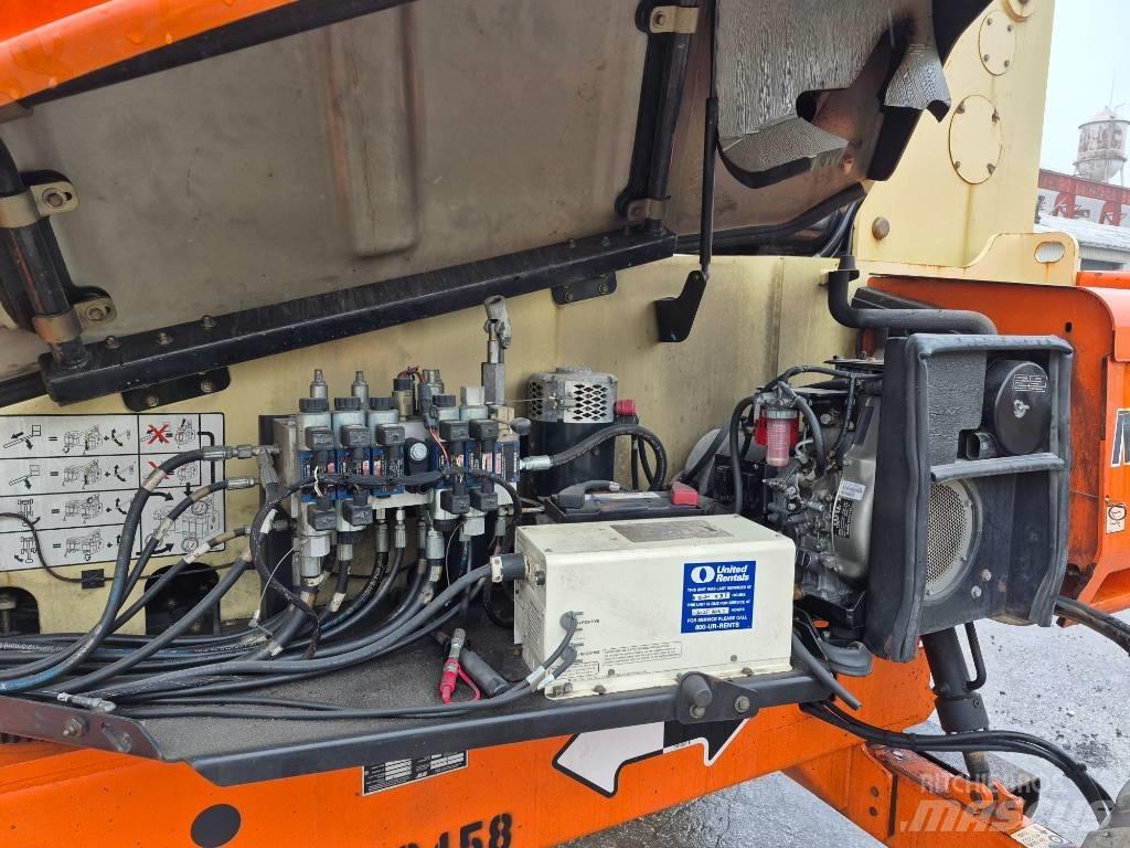 JLG M 600 JP Strēles pacēlāji