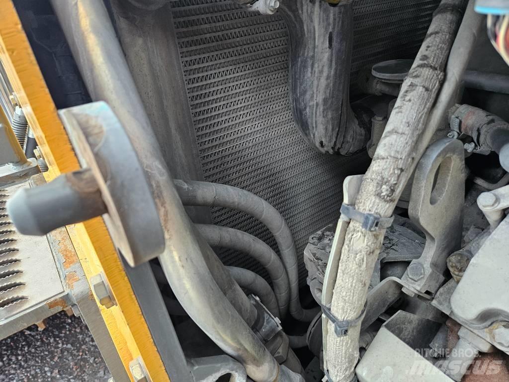 Liebherr PR 776 Kāpurķēžu buldozeri
