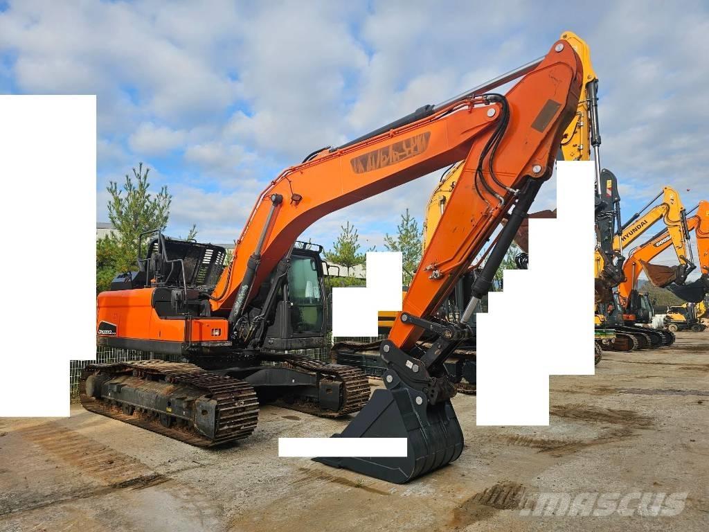 Doosan DX 220LC-5 Vidēja lieluma ekskavatori 7 t - 12 t