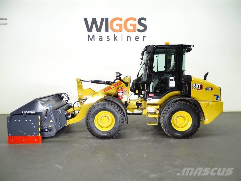 CAT 908 Iekrāvēji uz riteņiem