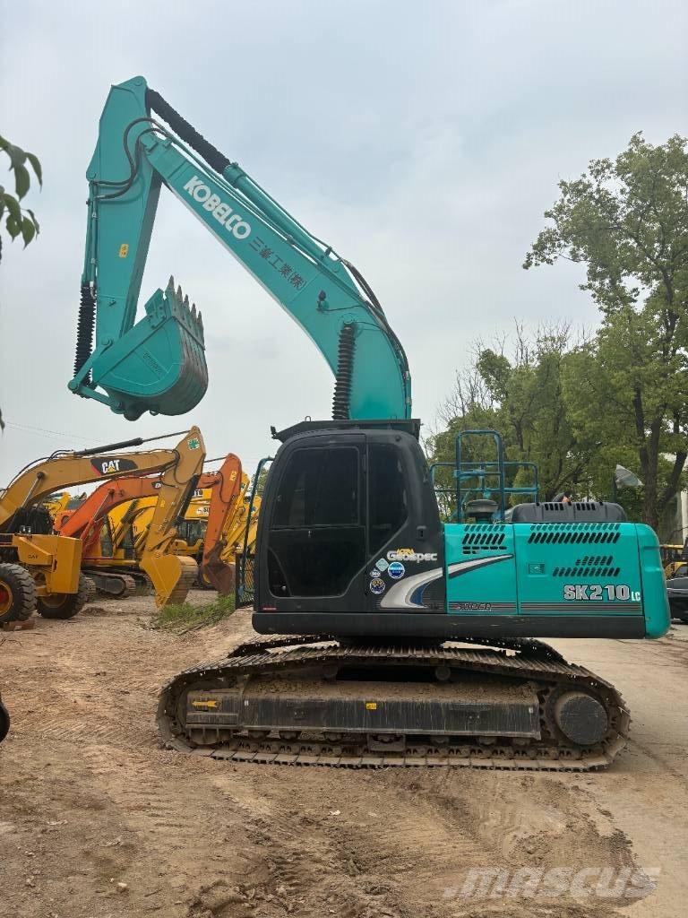 Kobelco SK 210 Kāpurķēžu ekskavatori