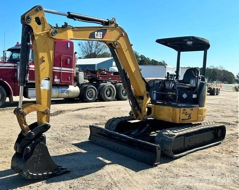 CAT 304 C CR Mini ekskavatori < 7 t