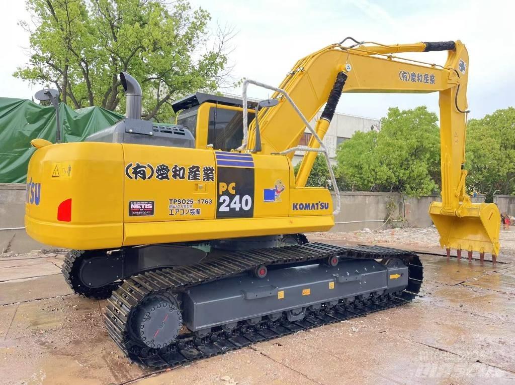 Komatsu PC 240LC-8 Kāpurķēžu ekskavatori