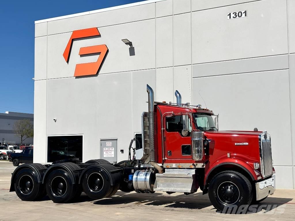 Kenworth W 900 Vilcēji