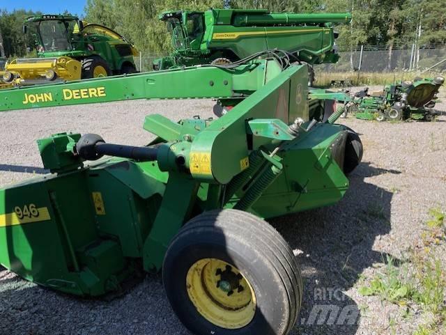John Deere 946 Pļaujmašīnas ar kondicionieri