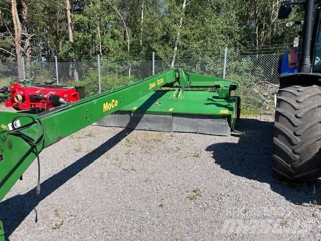 John Deere 946 Pļaujmašīnas ar kondicionieri