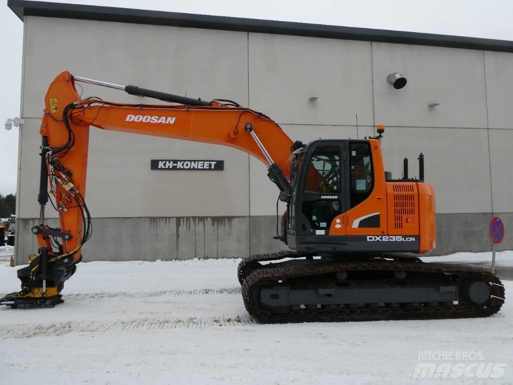 Doosan DX 235 LCR-5 Kāpurķēžu ekskavatori