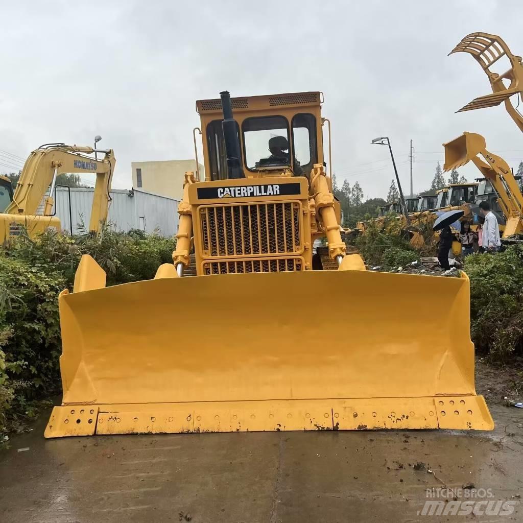 CAT D 7 G Kāpurķēžu buldozeri