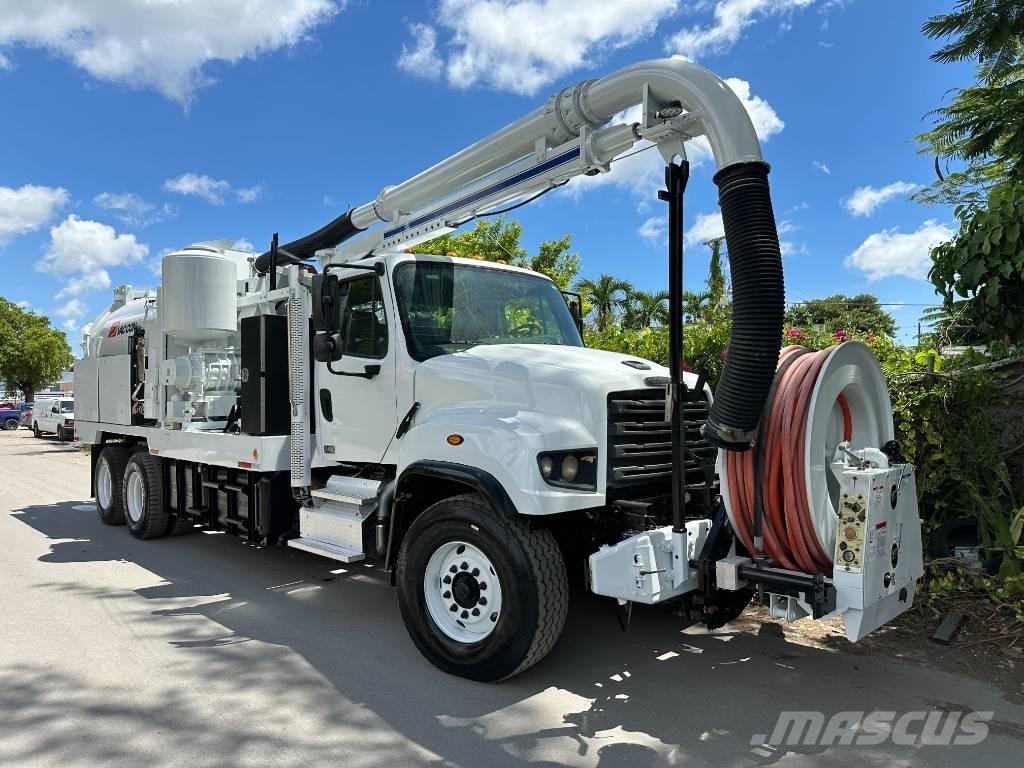 Freightliner 114 SD Kombinētās vakumsūkņa mašīnas