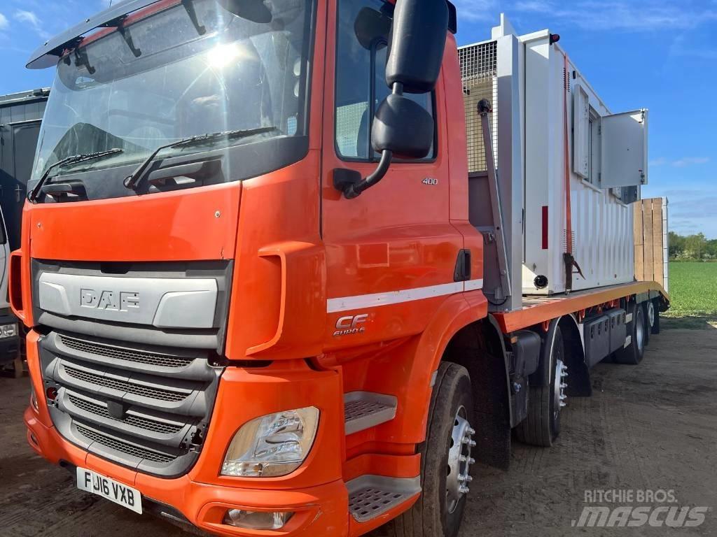 DAF CF 400 Platformas/kravas mašīnas ar vinču