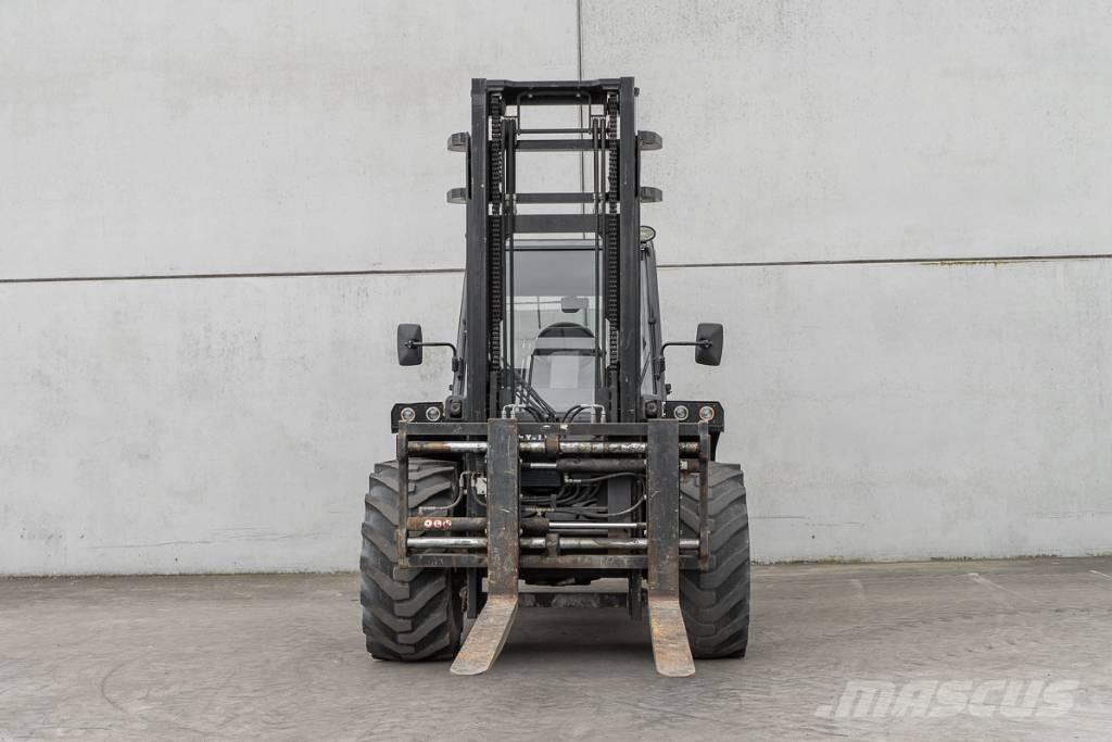 Manitou M 50-4 Tehnika ar dīzeļa dzinēju