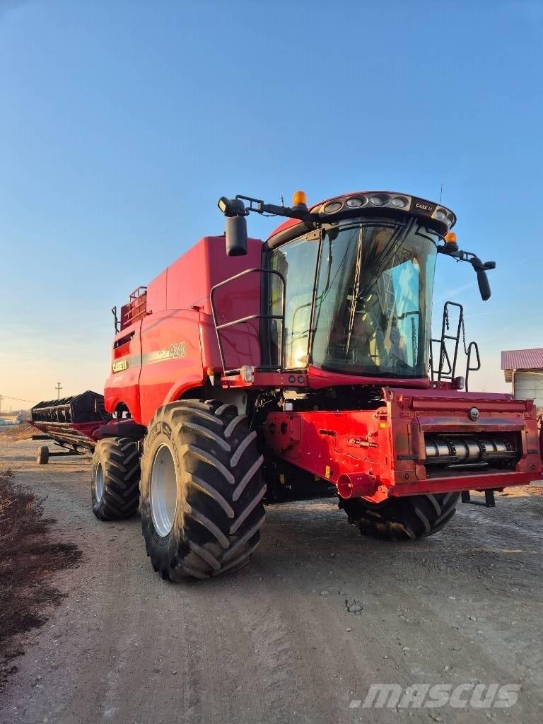 Case IH 9240 Ražas novākšanas kombaini