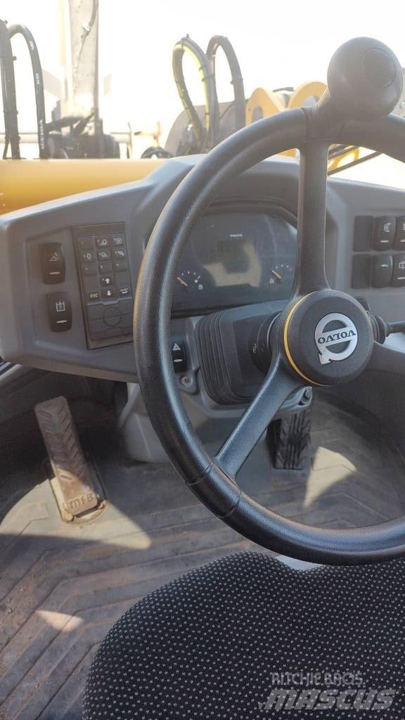 Volvo L 35 G Iekrāvēji uz riteņiem