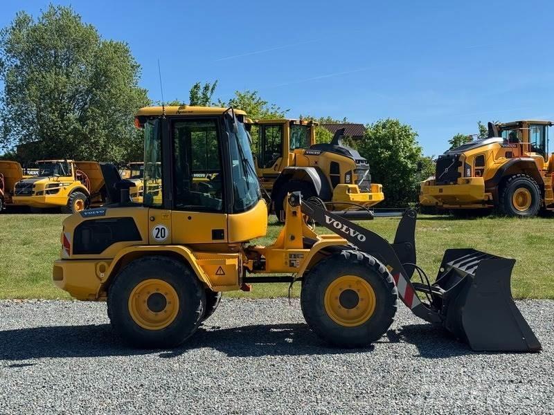 Volvo L 35 G Iekrāvēji uz riteņiem