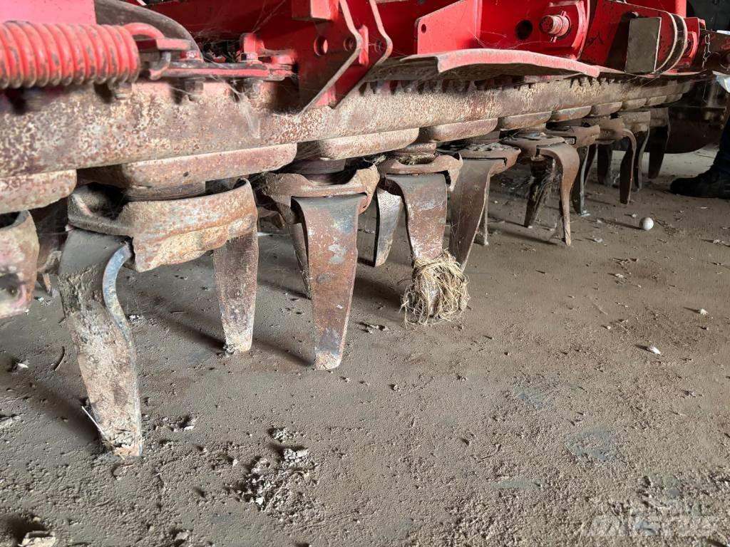 Kuhn HR 3003 D Augsnes frēzes