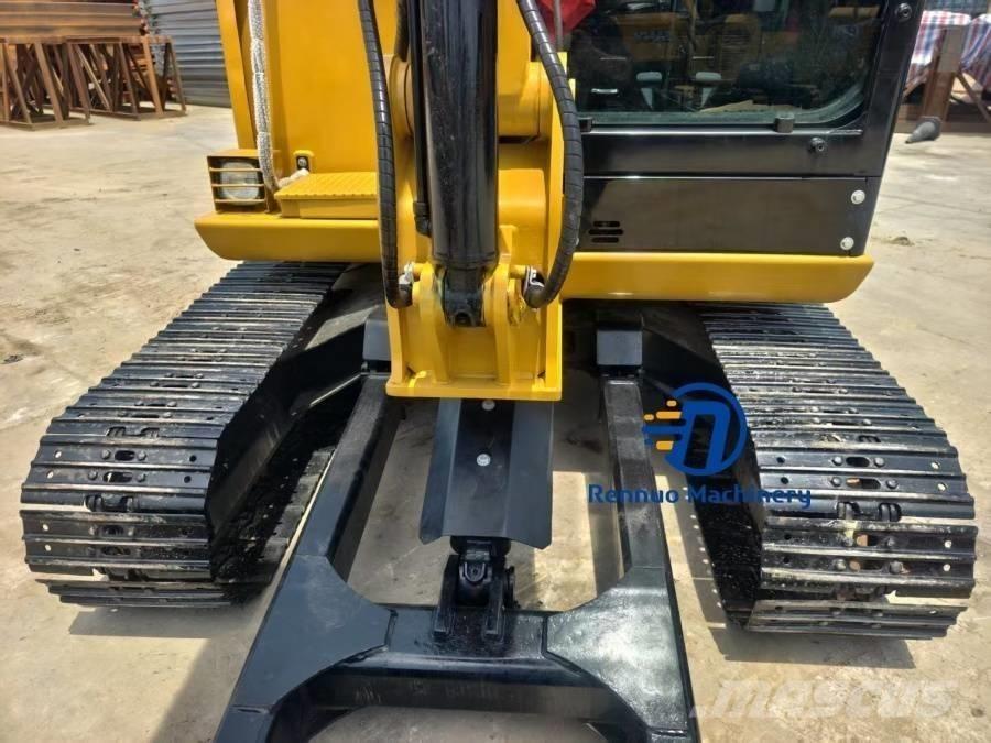 CAT 306E2 Mini ekskavatori < 7 t