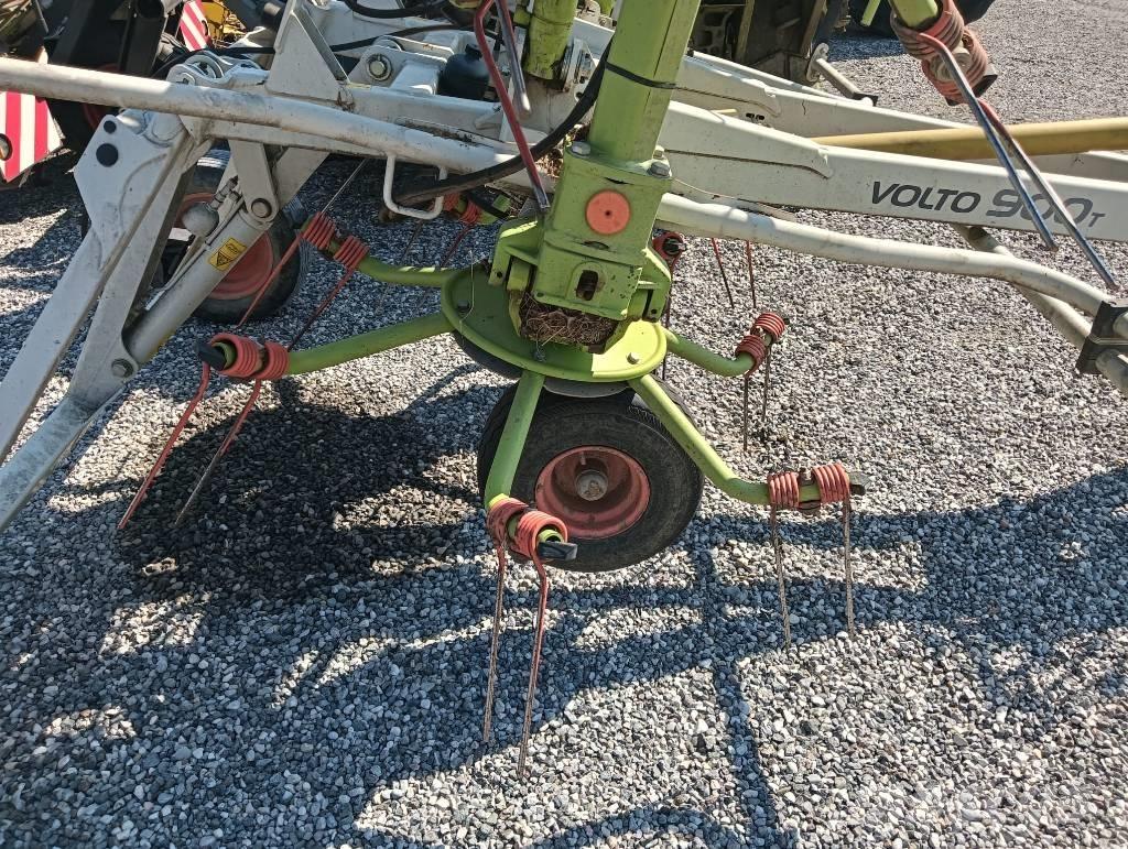 CLAAS Volto 900 T Grābekļi un siena ārdītāji